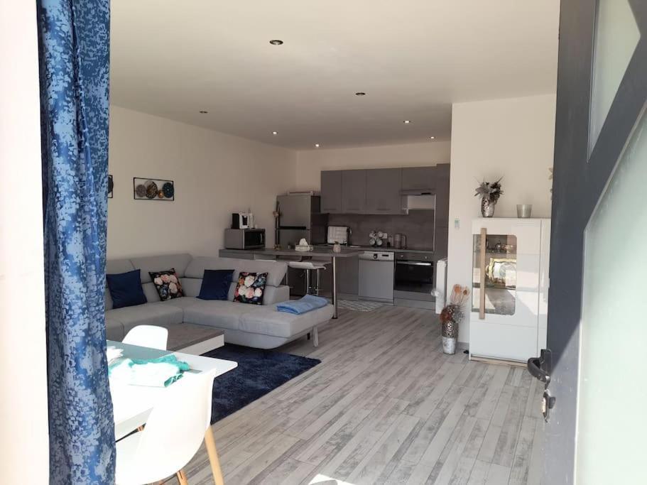 Belle Maison Neuve A 15 Min De Bordeaux Et 35 Min Cestas Bagian luar foto